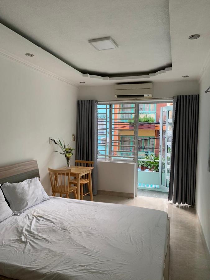Ts * TP. Hồ Chí Minh