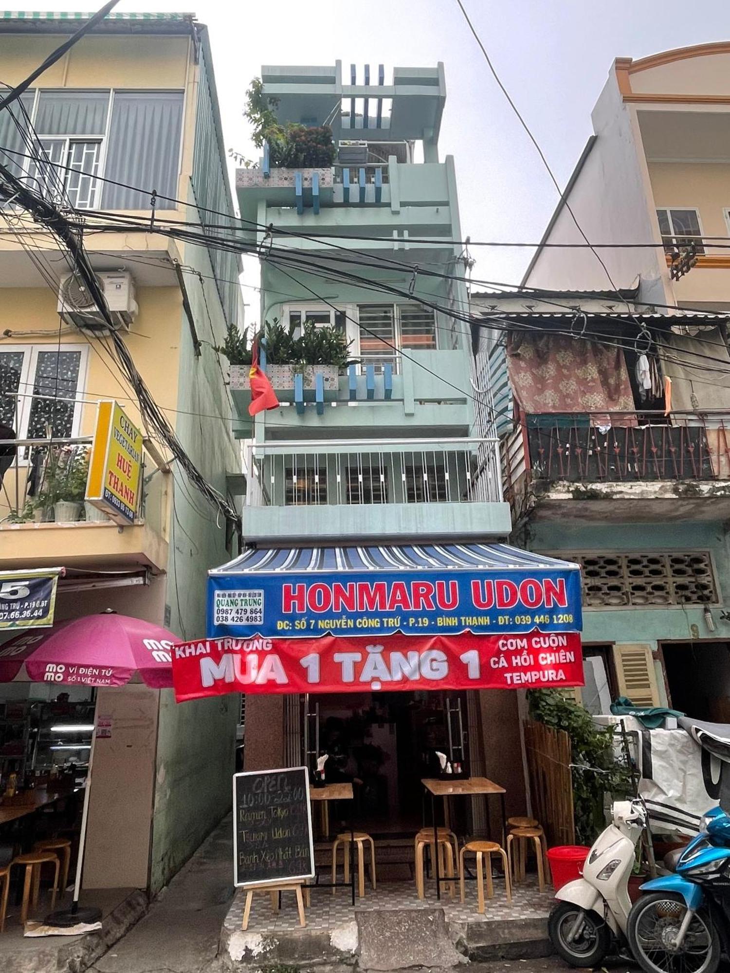 Ts TP. Hồ Chí Minh